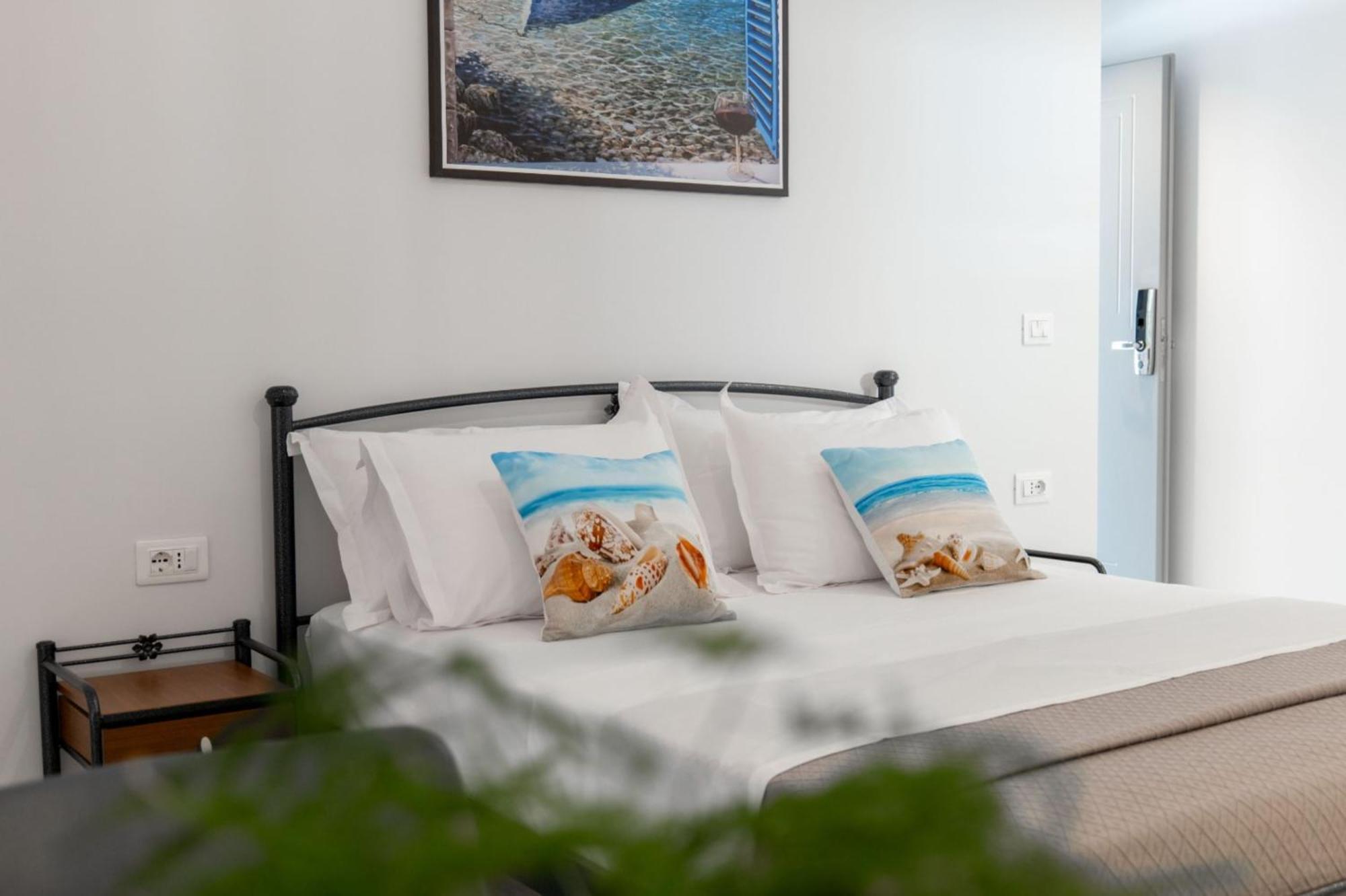Aleksandra Apartments Sarande Exterior photo
